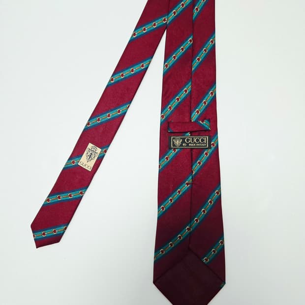 구찌 버건디 체인 실크 넥타이