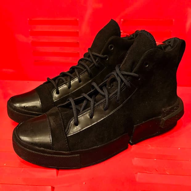 (거의새거)컨버스(Converse)

디스럽트 CX 블랙
250size