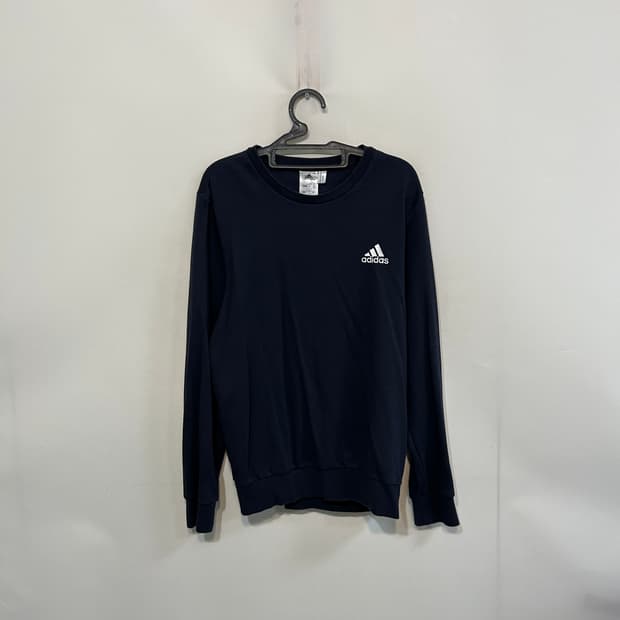 아디다스 남성 맨투맨 티셔츠 105