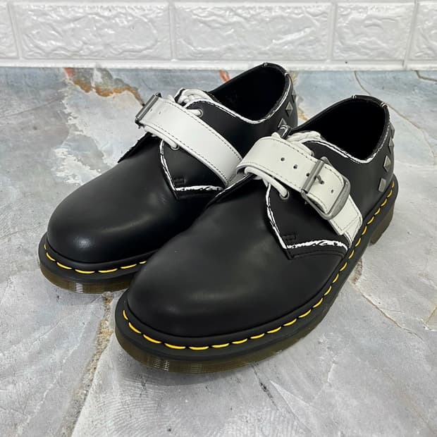 닥터마틴 1461 잠벨로 스터드 블랙 260 UK7