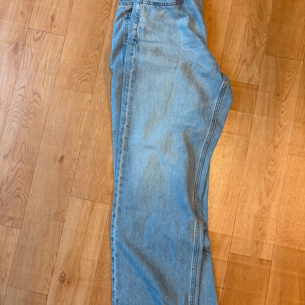 (32)유니클로 jw앤더슨 스트레이트진 63blue