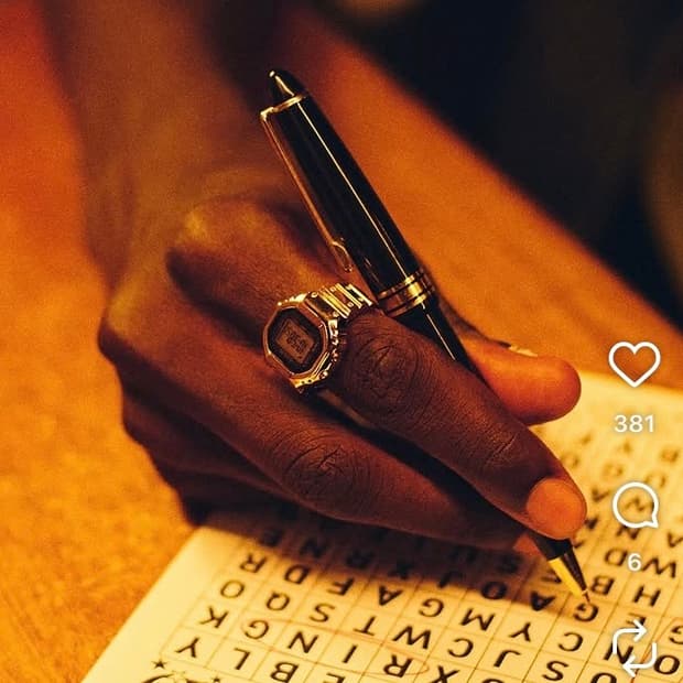 카시오 50주년 기념 링워치 골드