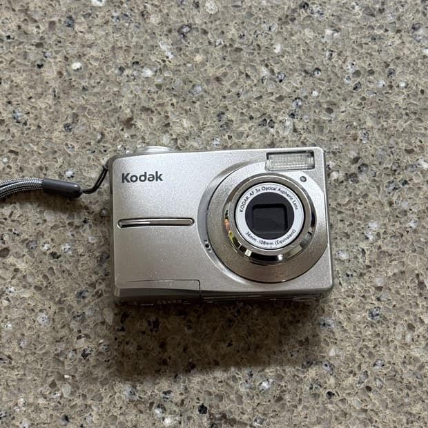 Kodak 코닥 이지쉐어 C713 카리나 디카 실버