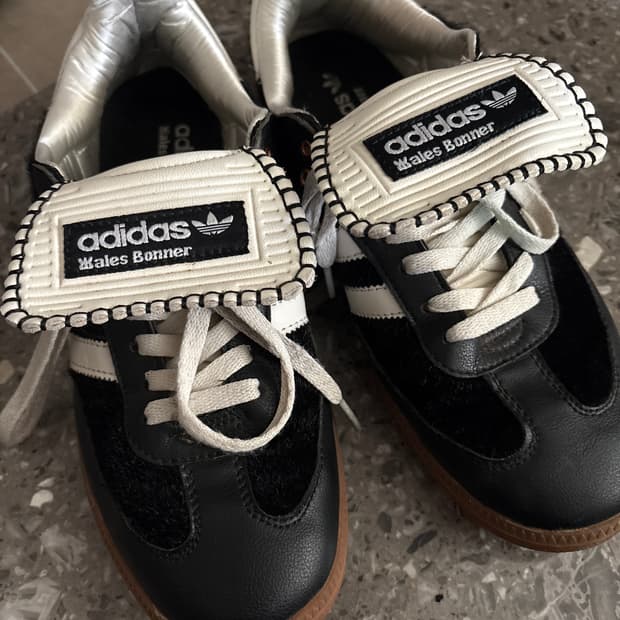 아디다스 웨일스보너