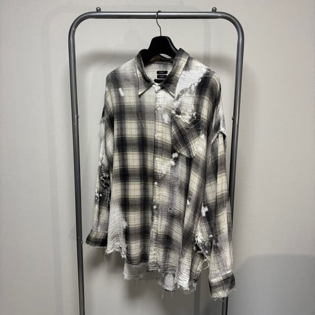 M) R13 알써티 드랍 넥 셔츠 블리치