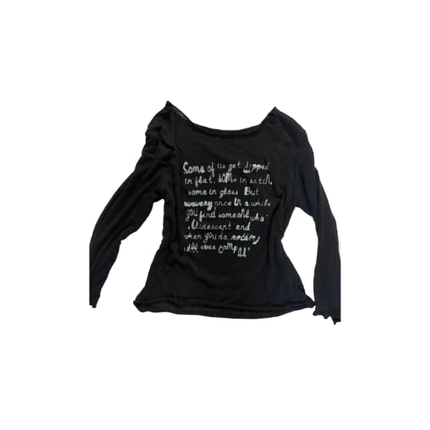 블랙 레터링 긴팔티