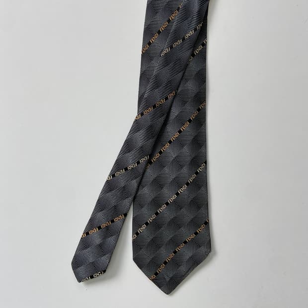 펜디(FENDI)  영문 모노그램 명품 정품 넥타이