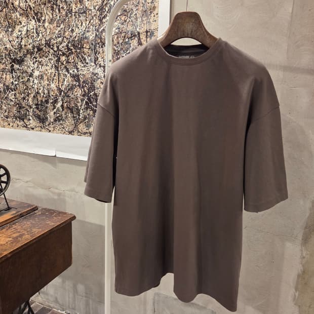 어나더어피스 티셔츠 