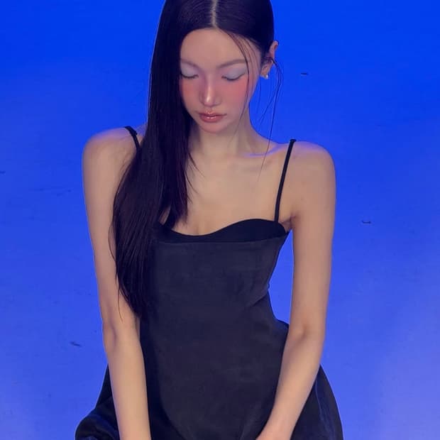 할리한 HARLIE HAN Phoebe Top (Cinder)