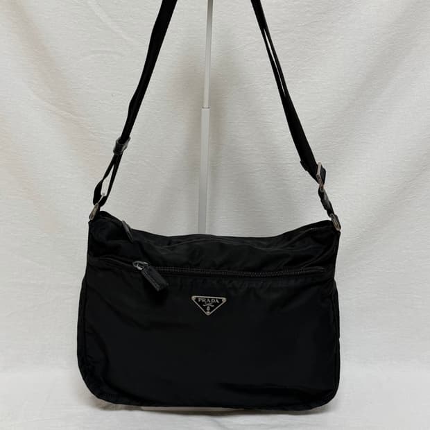 정품 프라다 포코노 나일론 크로스백 숄더백 메선저백 블랙