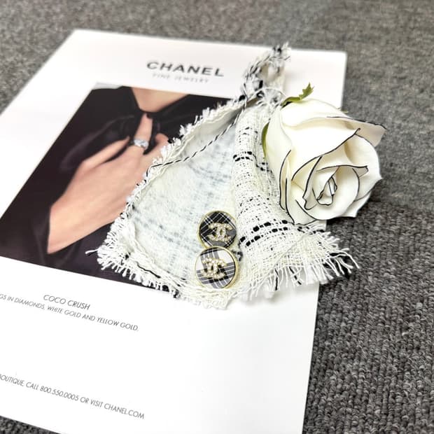 샤넬 빈티지 체크 큐빅 이어링