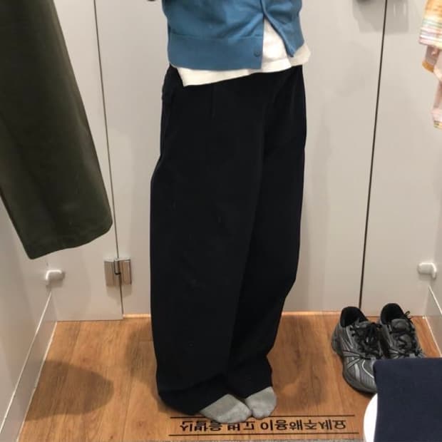 유니클로 저지배럴레그팬츠 S