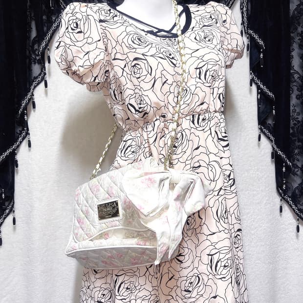 로맨틱 히메갸루 로걀 로즈패턴 퍼프숄더 원피스 드레스 핀터 라떼 러블리