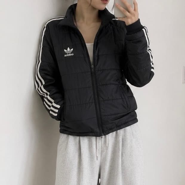 아디다스 흰검 경량패딩 자켓