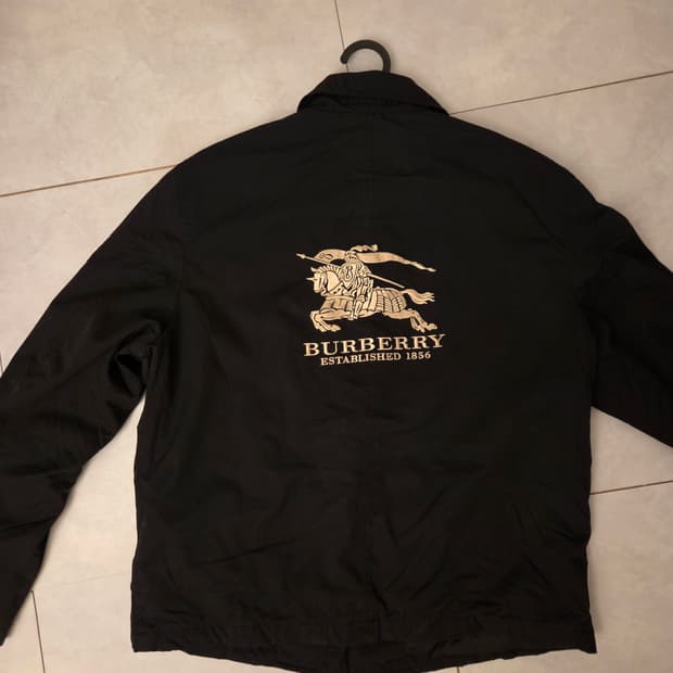 버버리 블랙 블루종