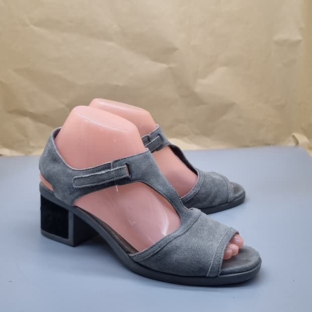 캠퍼 아이비 여성샌들37 240 굽5.5