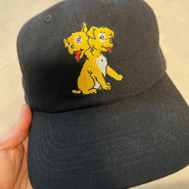 슈프림 X 멜빈스 블랙 캡