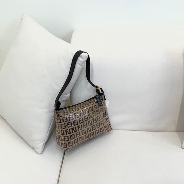 펜디 주키노 크리스탈 토트백 (정품)