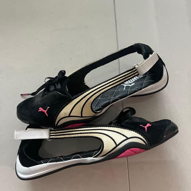 퓨마 플랫 블랙핑크 컬러