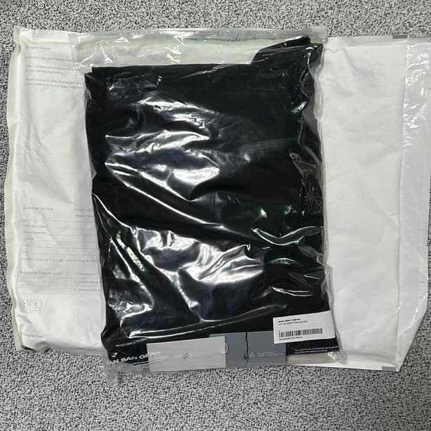 산산기어 어파인 커브 팬츠 2사이즈 팝니다