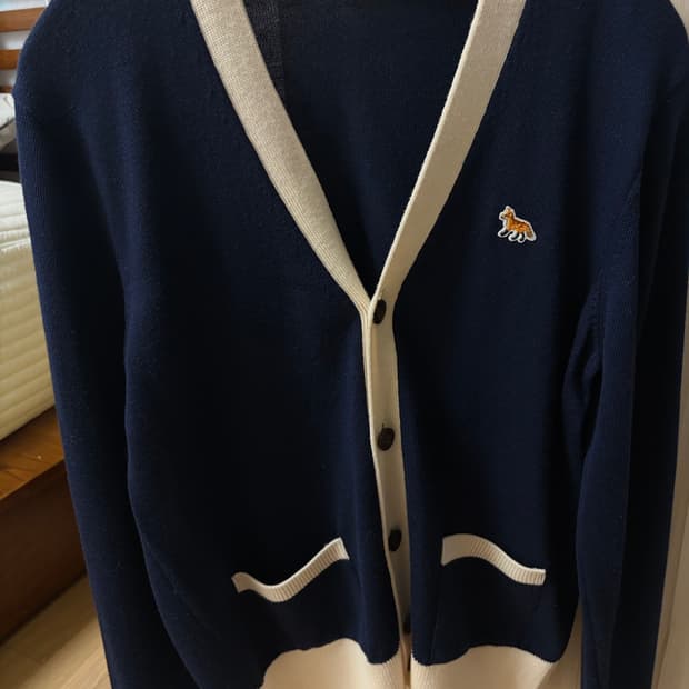 메종키츠네 폭스 헤드 가디건