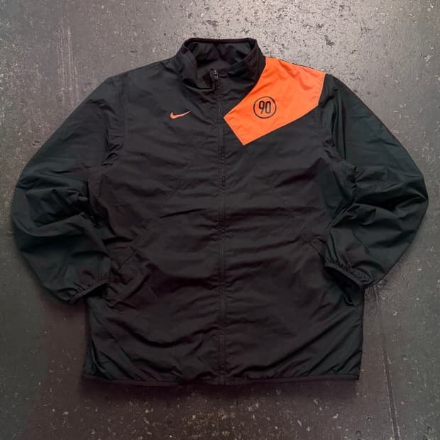 105 나이키 토탈90 바람막이 