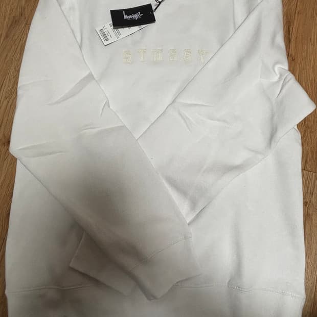 스투시 맨투맨 정품 새제품