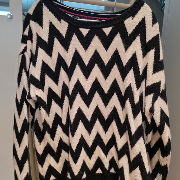 타미힐피거 니트