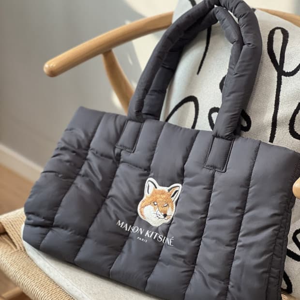 [미개봉]메종 키츠네 패딩팩 라네즈 가방 Maison Kitsune