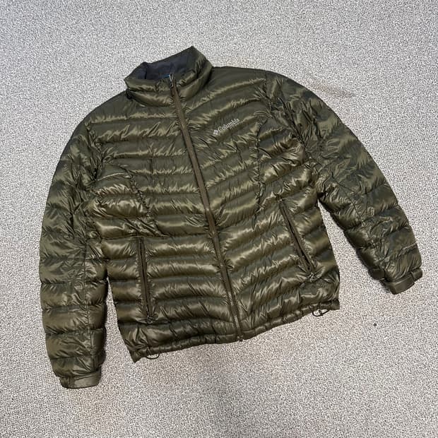 컬럼비아 경량 패딩 카키