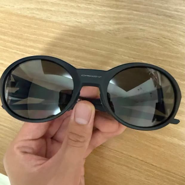 오클리 아이자켓 블랙 선글라스