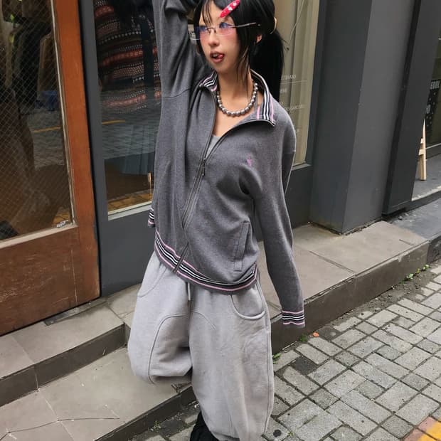 Burberry Pink Detail Zip-Up