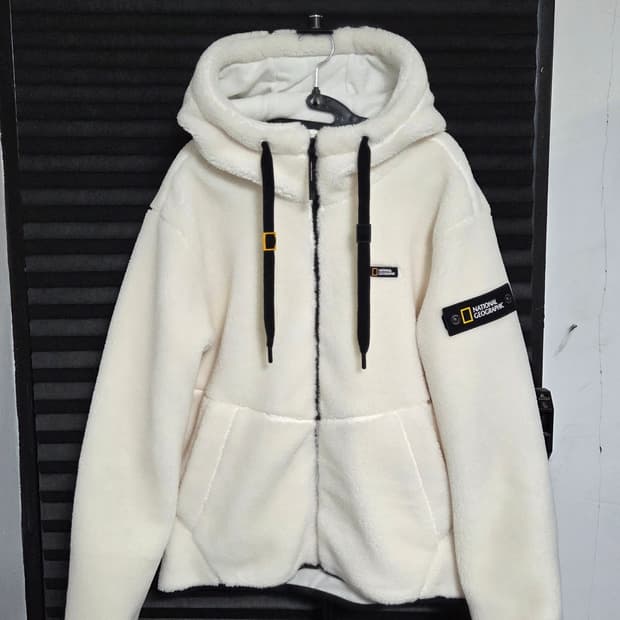 [내셔널지오그래픽] 플리스 후드집업 판매합니다.