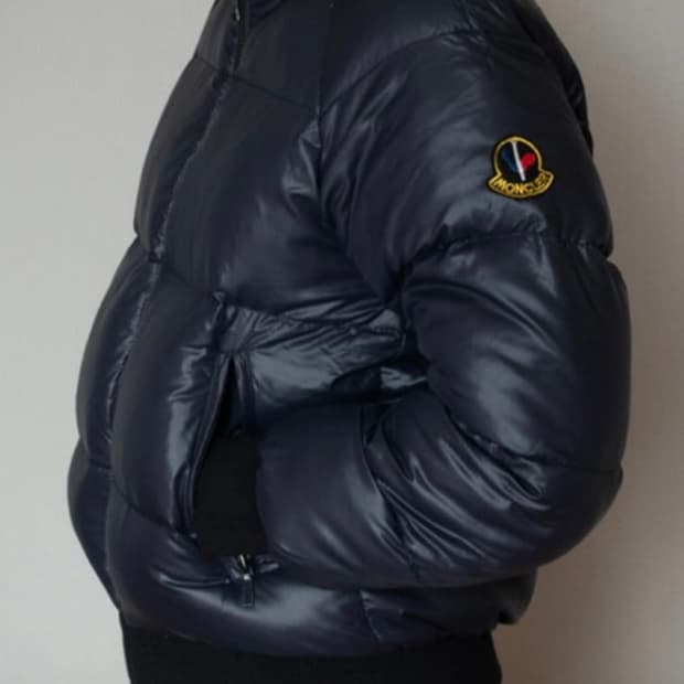 몽클레어x아식스 리버서블 패딩