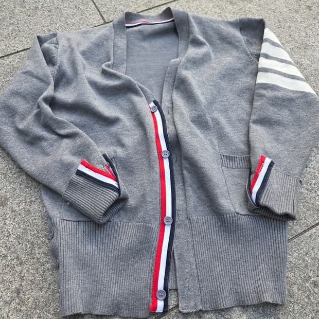 톰 브라운 가디건