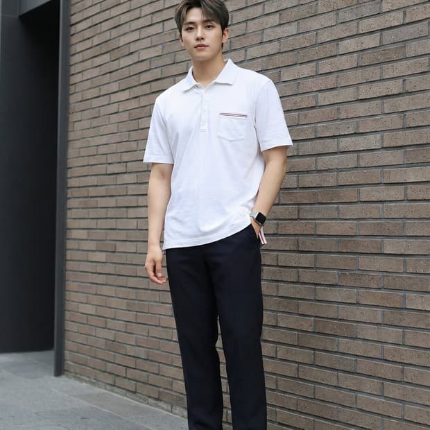 톰브라운 삼선탭 화이트 반팔 폴로티_호칭4