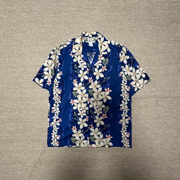 VINTAGE usa made hawaiian shirt