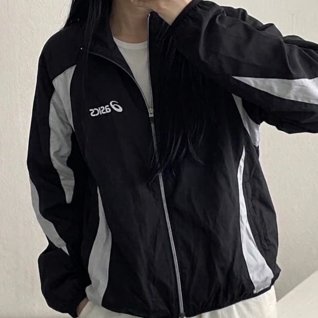 [S급] 대장급 아식스 바람막이 자켓 블랙 L