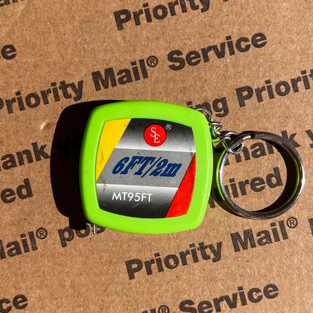 90s vtg SE Tape Measure Keyring