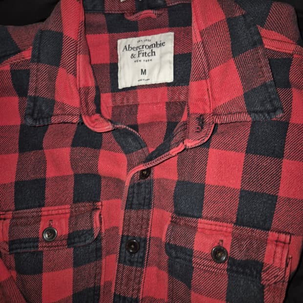 아베크롬비 머슬핏 레드 체크 남방 M