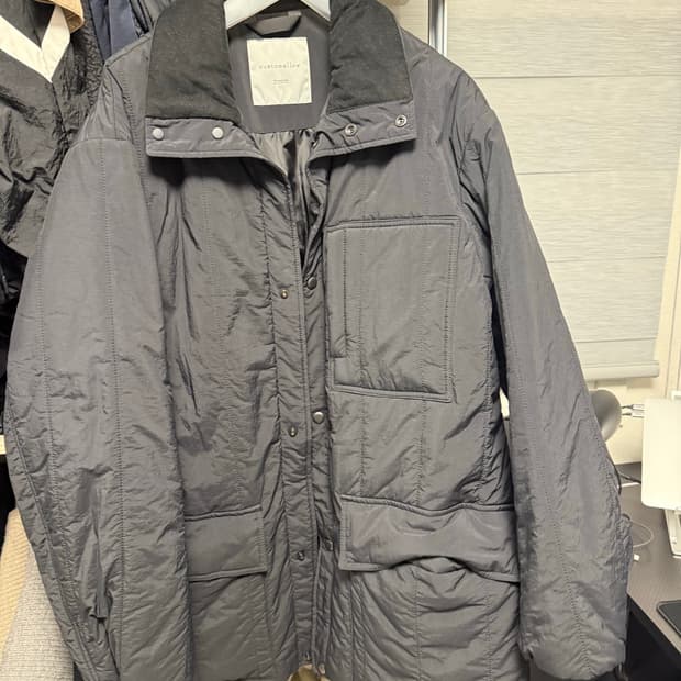 커스텀멜로우 퀼팅 패딩점퍼 팝니다