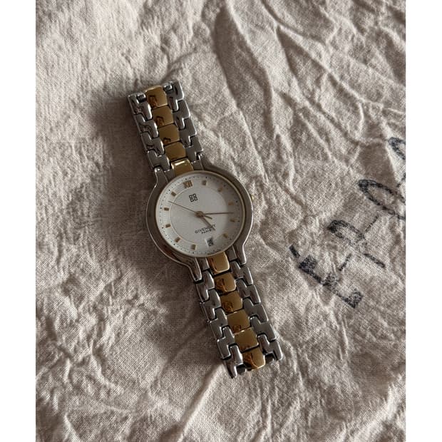 Two-tone Classic Quartz Watch
