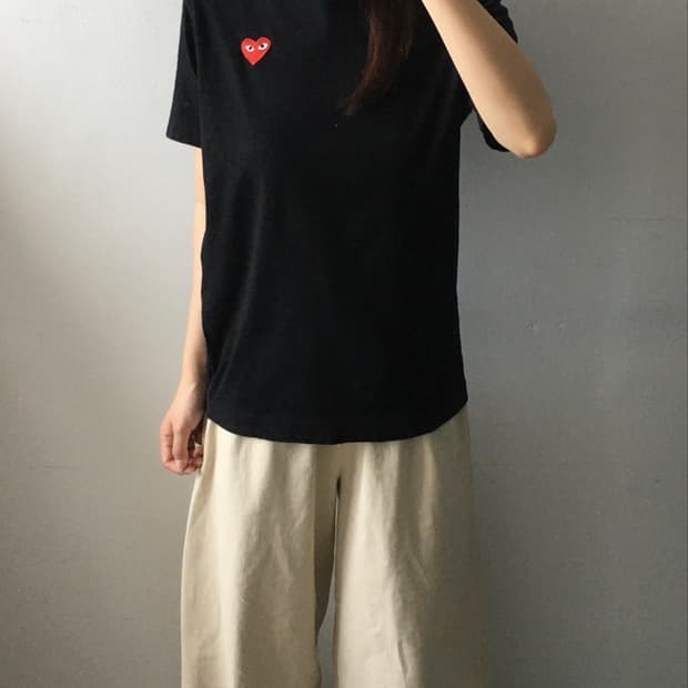 꼼데가르송 레드와펜 반팔티