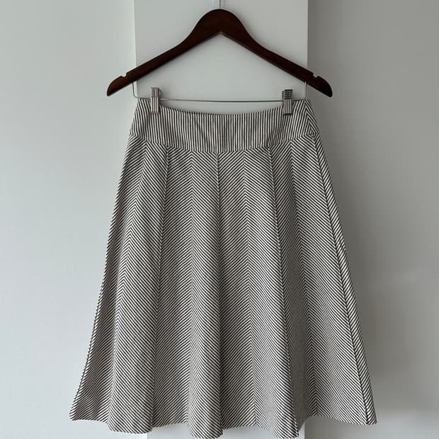 Oblique Stripe Midi Skirt / 빈티지 미디 스커트