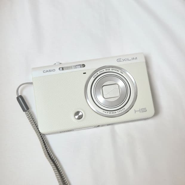 미품 풀박) 카시오 zr50 Casio zr50