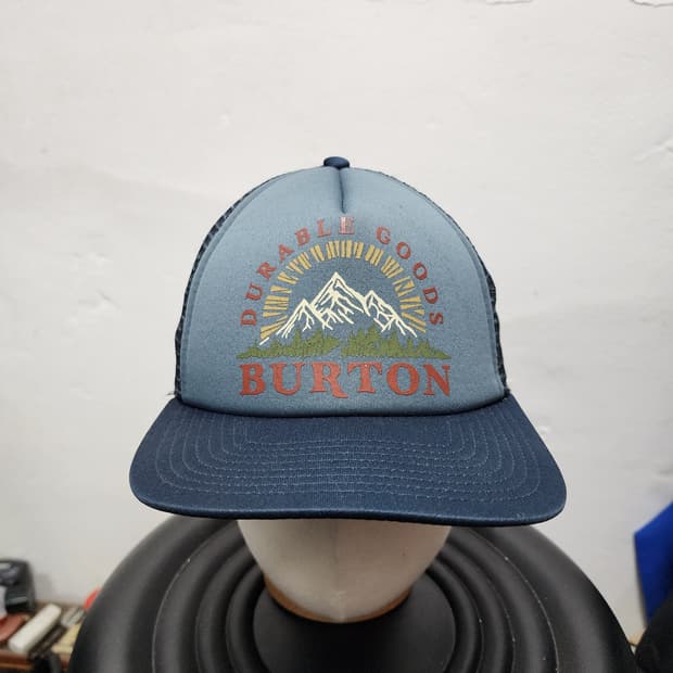 버튼 I-80 트러커 볼캡 