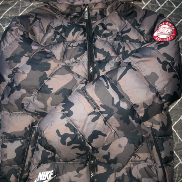 나이키 카모패딩 160