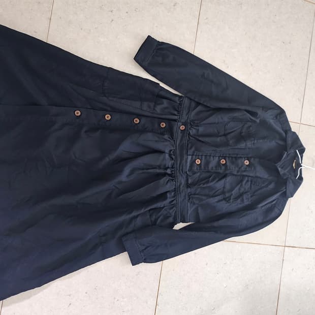 꼼데가르송 블랙원피스 사이즈 미듐