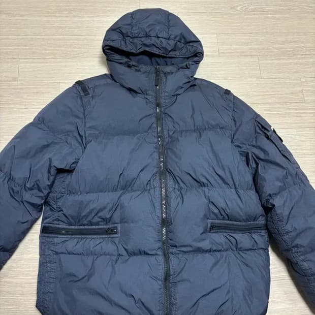 스톤아일랜드 크링클랩스 22FW 