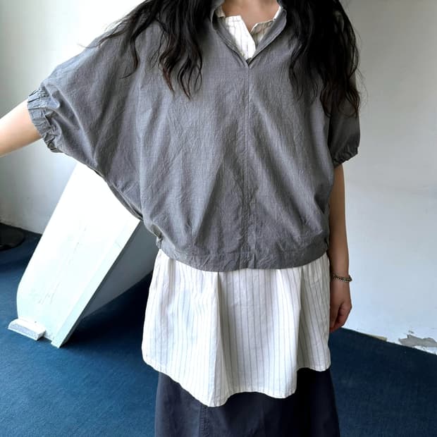Shirried wide sleeve panel design shirt